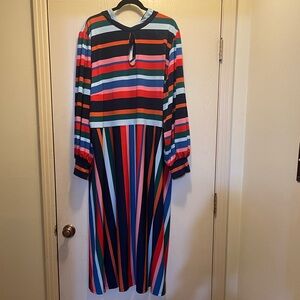 Eloquii Long Sleeve Key hole neck open V back with tie Multi colored Size 28